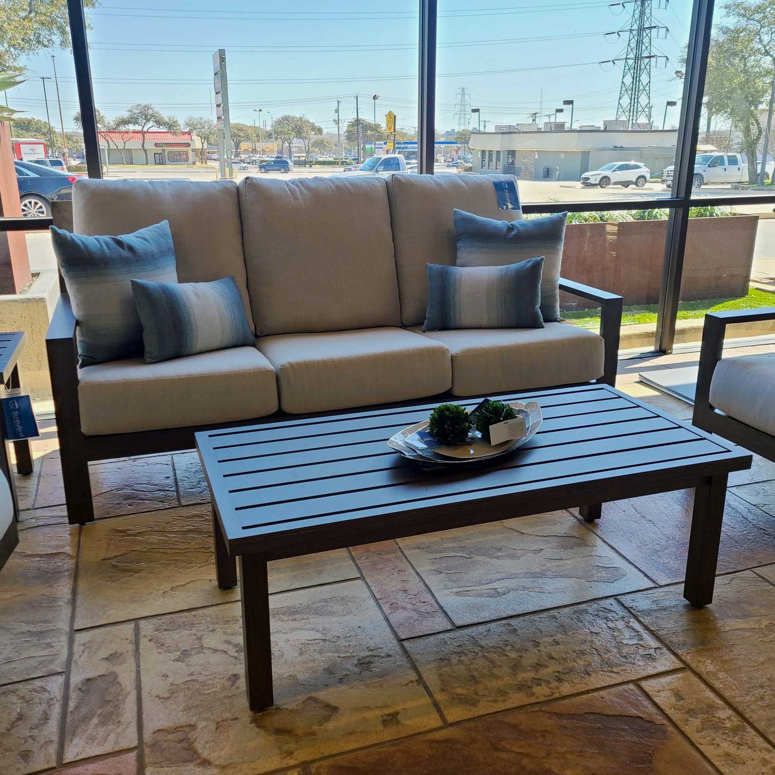 Bella Lago Sofa