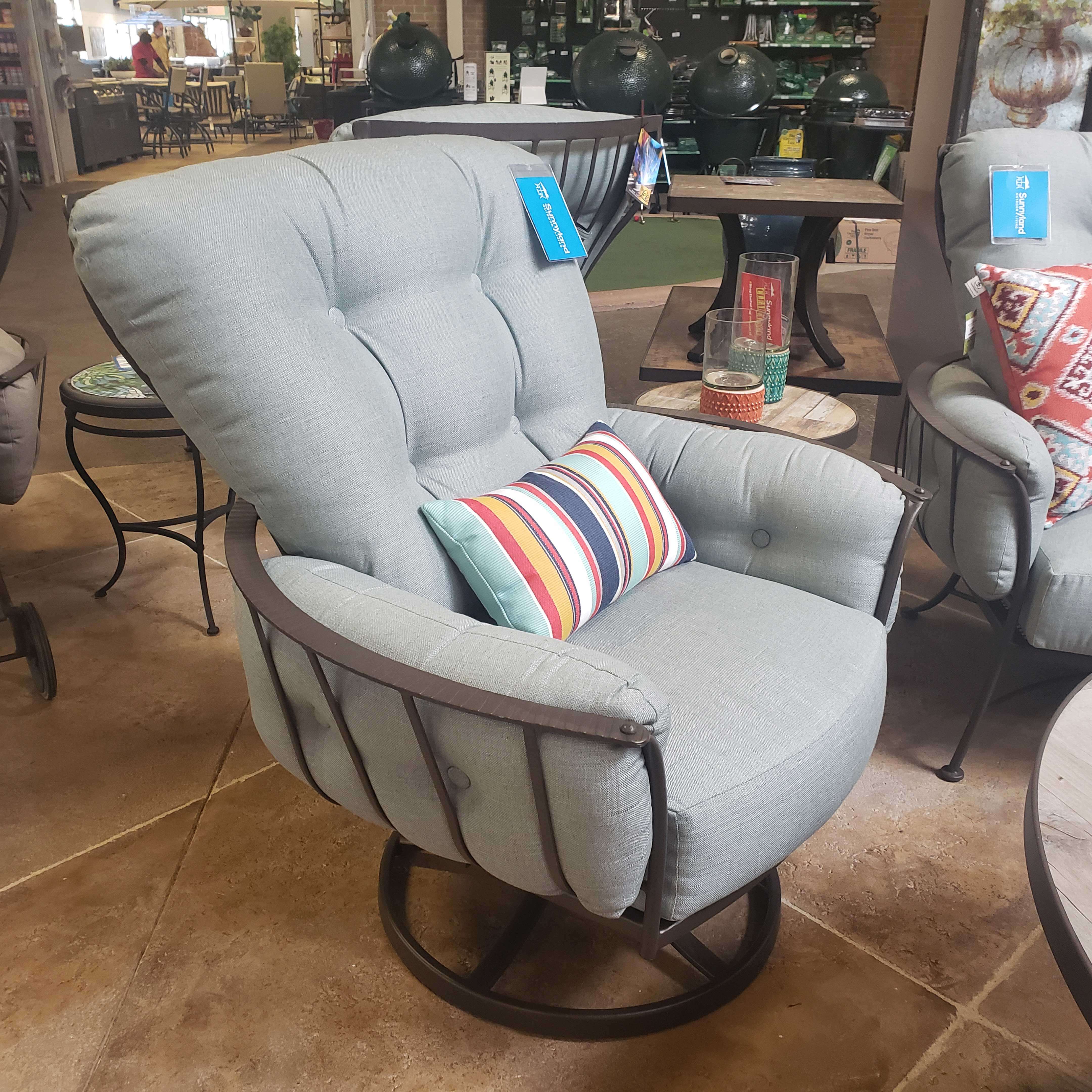 Monterra Cushion Spring Swivel Chair - Verona Mist
