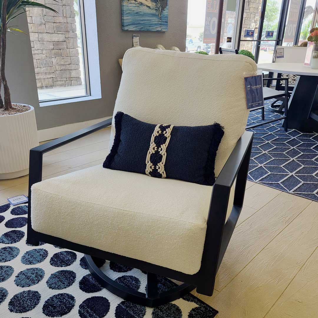 Prism Swivel Rocker