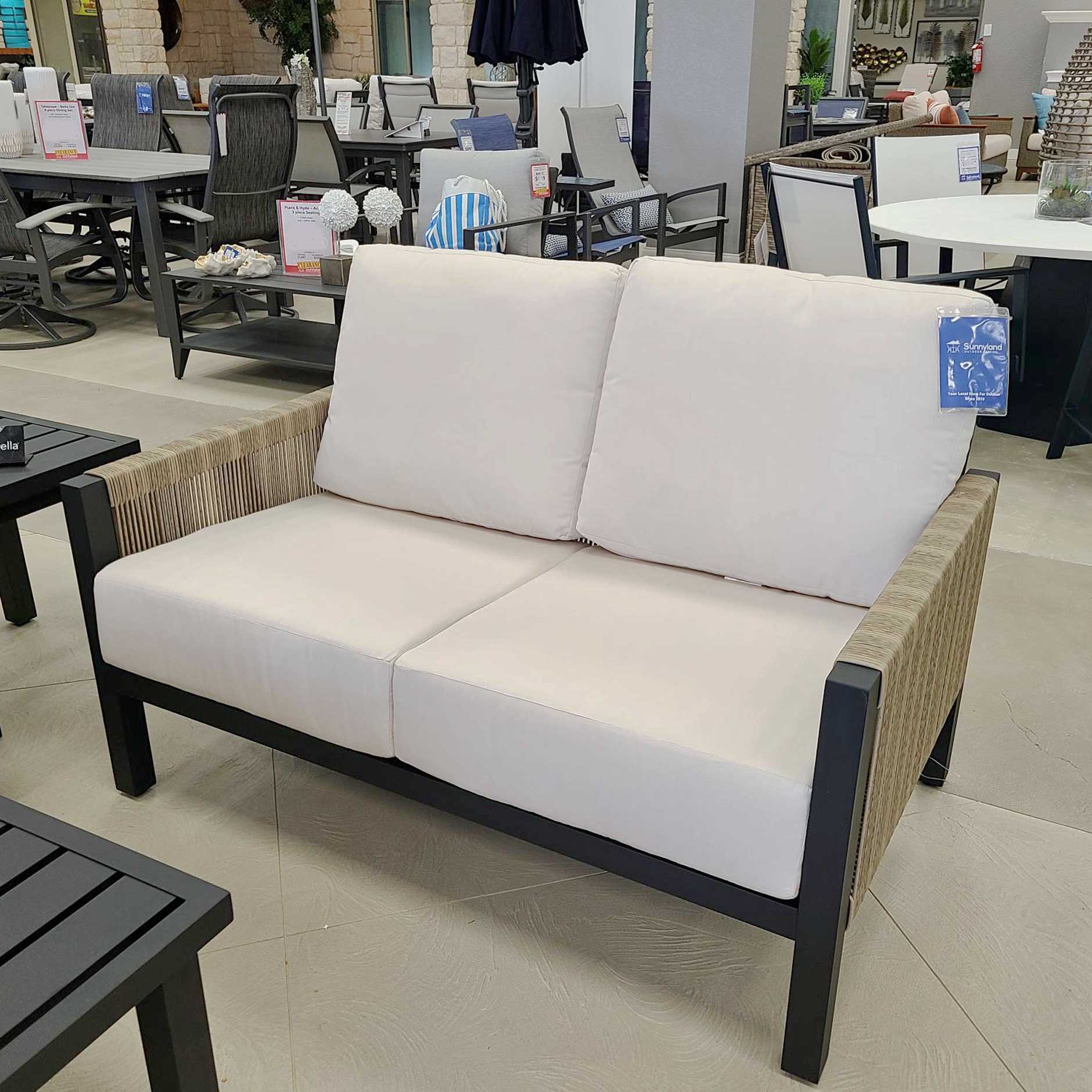 Timarron Loveseat - Black