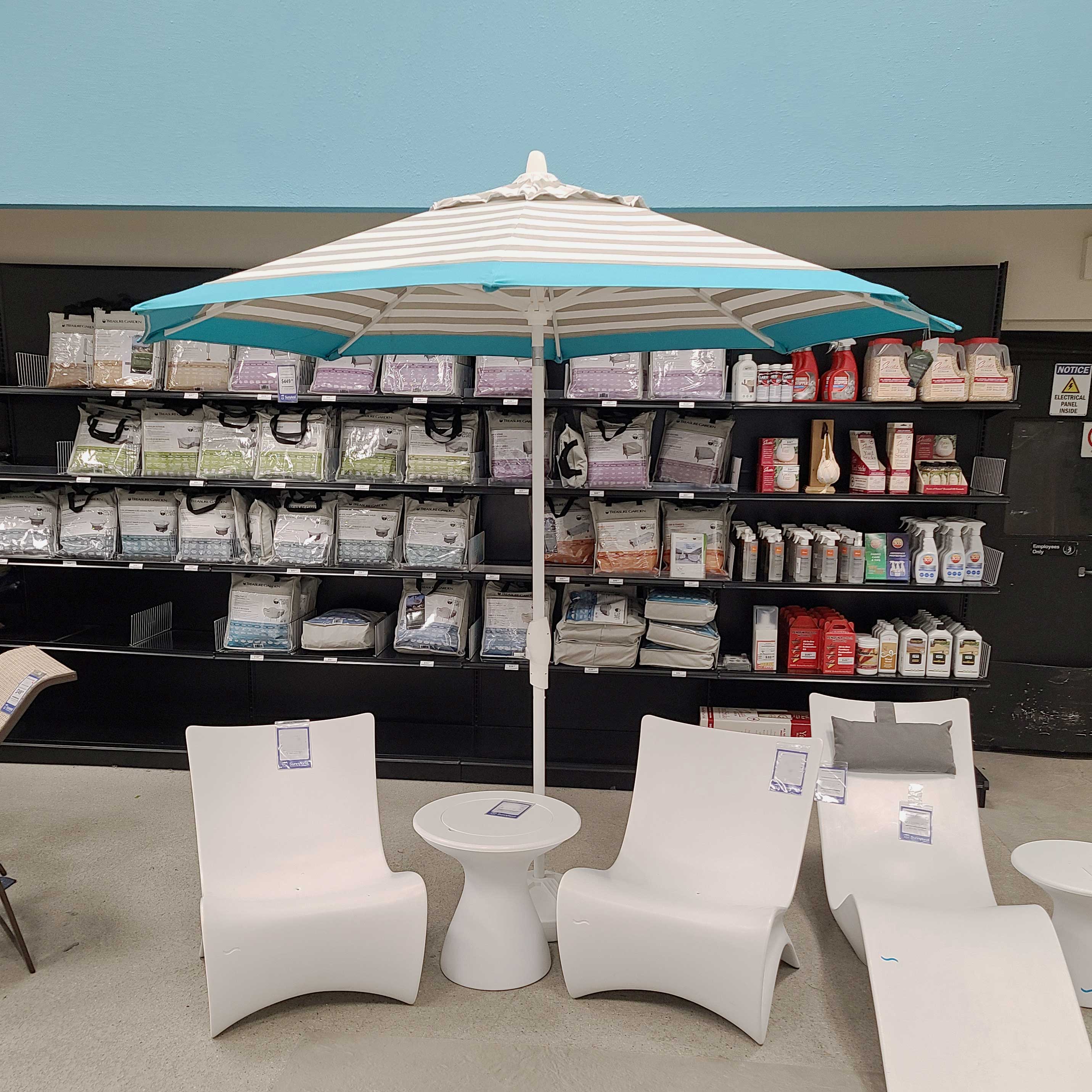 9' Auto Tilt Market Umbrella - Kinzie Coal/Aruba